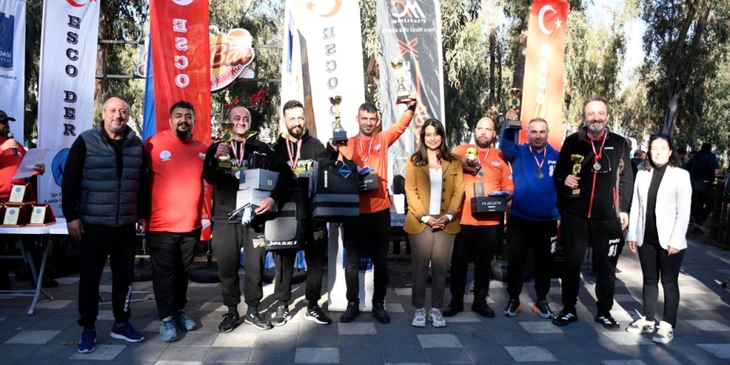 kusadasi’nda-balik-tutma-heyecani-yasandi