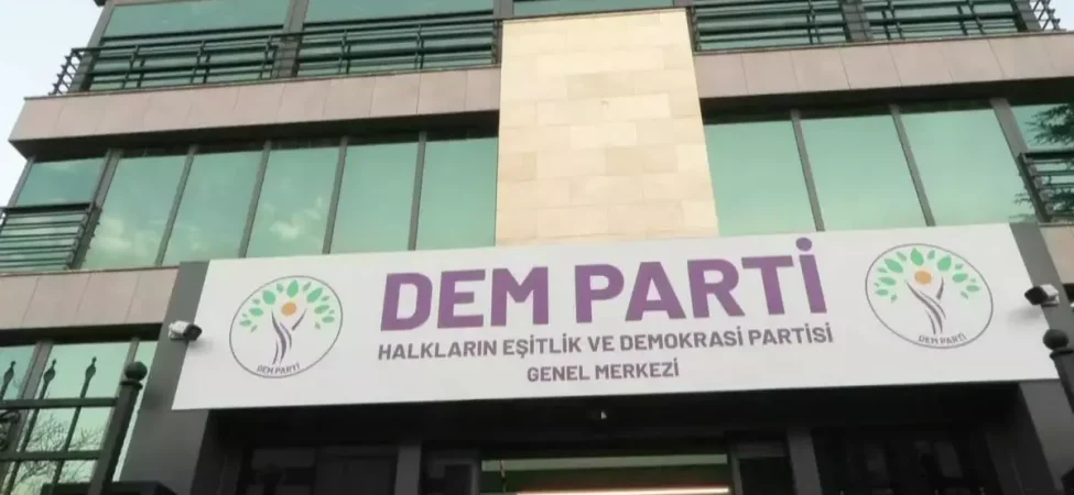 dem-parti’den-aciklama:-imamoglu’na-destek,-yargi-paketine-elestiri-ve-baris-cagrisi